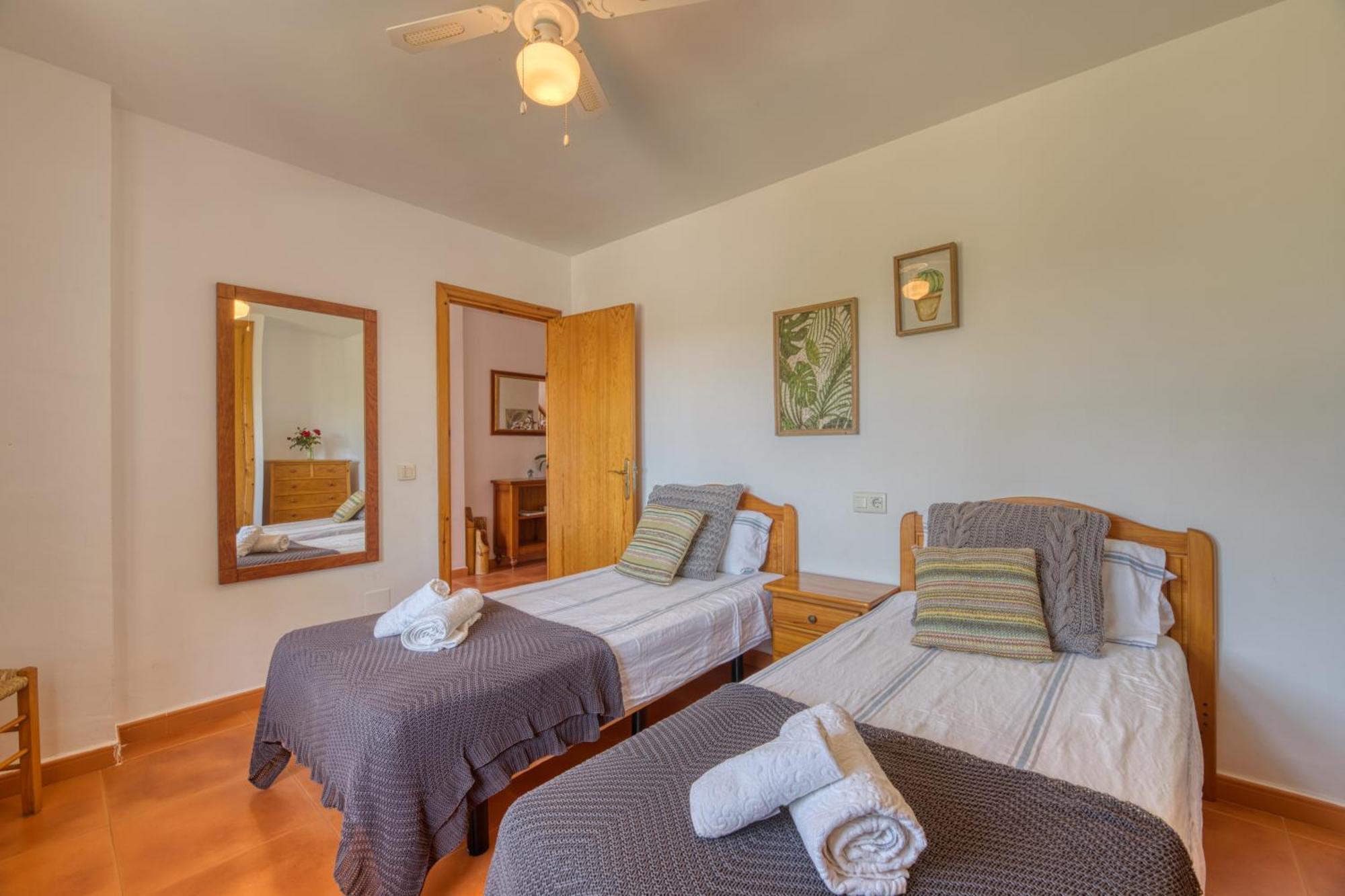 Kentia Mallorca, Charming And Stylish Close To