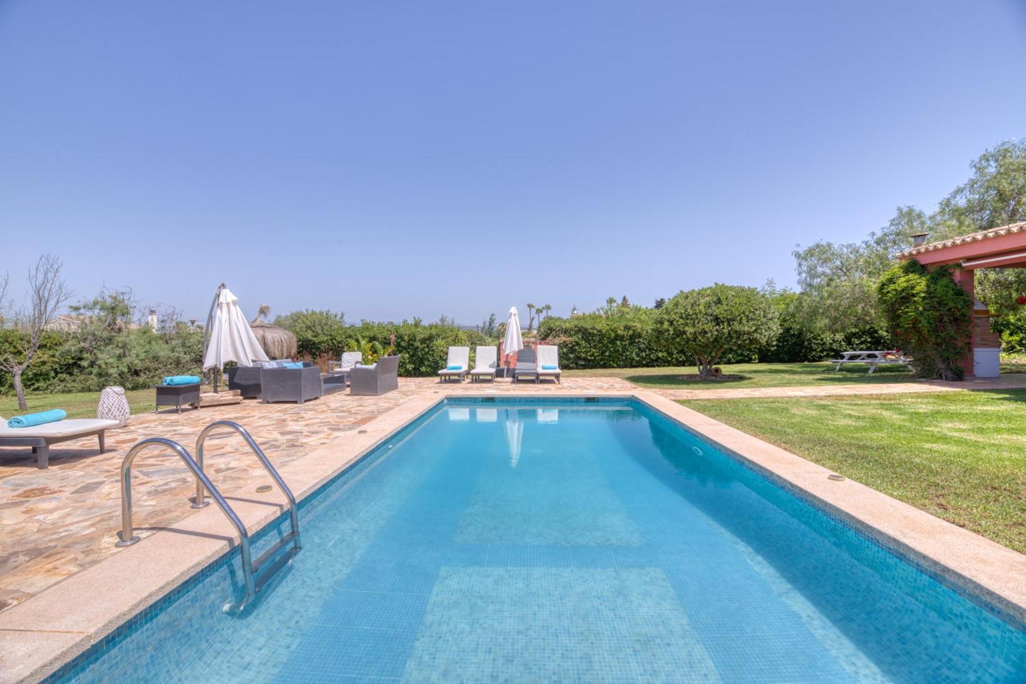Kentia Mallorca, Charming And Stylish Close To Ferienhaus *